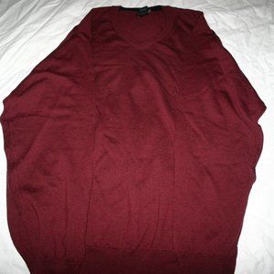 Merino wool V Neck sweater. Plumb color. Jos A Bank Soft, thin and warm. In XL